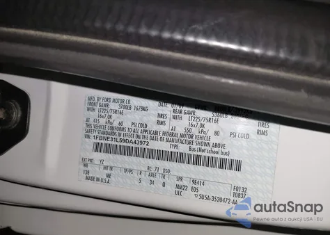 2009 Ford E-350 Super Duty Xl/Xlt z USA, uszkodzony, nr VIN 1FBNE31L59DA43972